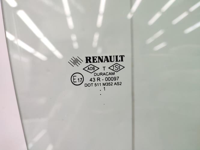 Vitre avant droit RENAULT CLIO 3 PHASE 2 Diesel