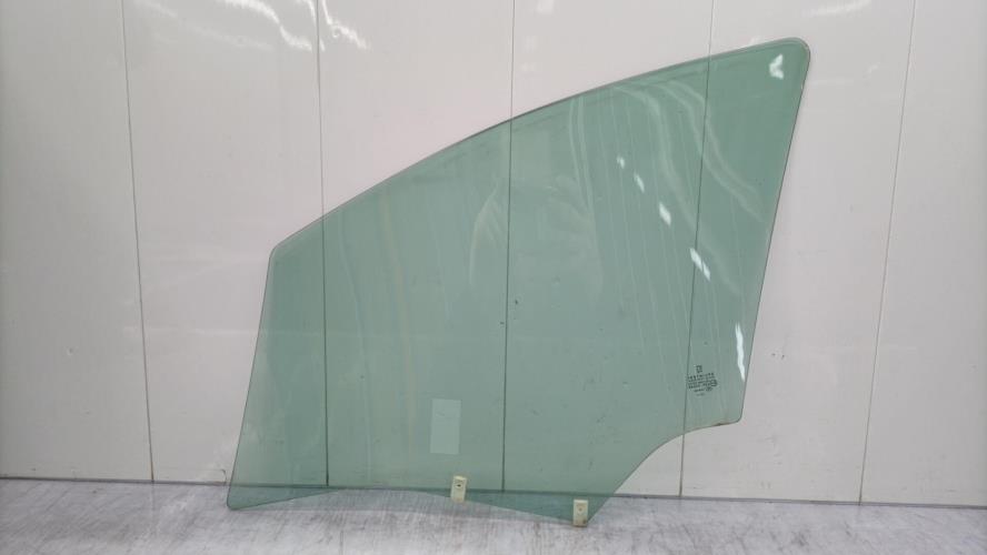 Vitre avant droit PEUGEOT 307 PHASE 2 Diesel