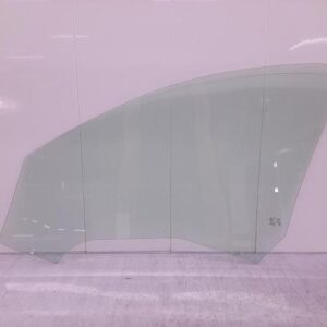 Vitre avant droit PEUGEOT 206+ Essence