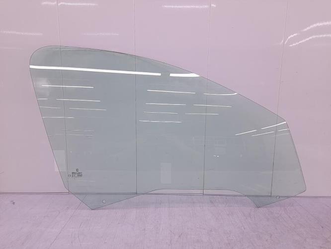 Vitre avant droit PEUGEOT 206 PHASE 1