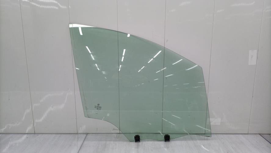 Vitre avant droit PEUGEOT 208 1 PHASE 2 Diesel