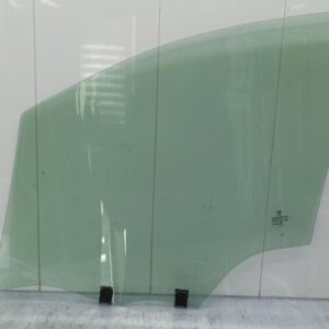 Vitre avant droit PEUGEOT 208 1 PHASE 2 Essence