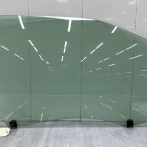 Vitre avant droit CITROEN DS3 PHASE 1 Essence