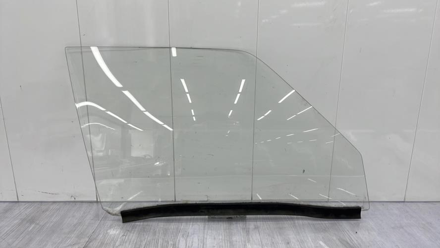 Vitre avant droit RENAULT