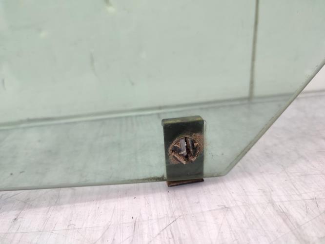 Vitre avant gauche CITROEN C4 1 PHASE 1 Diesel