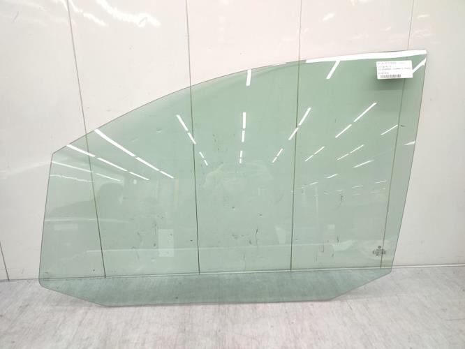 Vitre avant gauche VOLKSWAGEN TOURAN 1 PHASE 2 Diesel