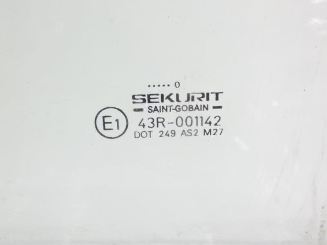 Vitre avant gauche CITROEN BERLINGO 1 PHASE 1 Diesel