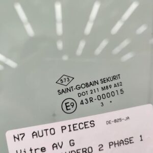 Vitre avant gauche DACIA SANDERO 2 PHASE 1 Diesel