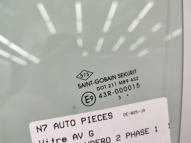 Vitre avant gauche DACIA SANDERO 2 PHASE 1 Diesel