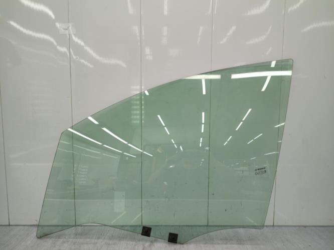 Vitre avant gauche RENAULT CLIO 4 PHASE 1 Diesel