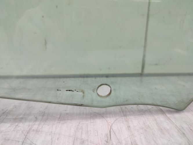 Vitre avant gauche RENAULT SCENIC 2 PHASE 1 Diesel