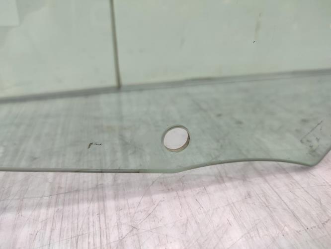 Vitre avant gauche RENAULT SCENIC 2 PHASE 2 Diesel