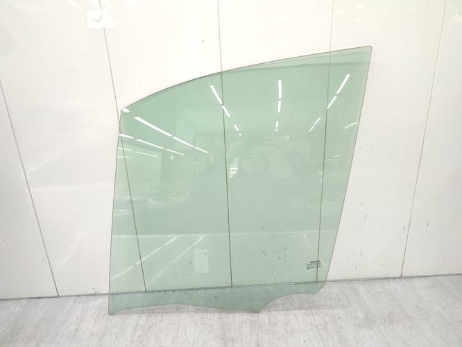 Vitre avant gauche RENAULT SCENIC 2 PHASE 2 Diesel