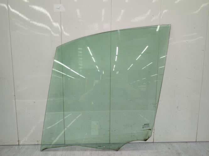 Vitre arriere gauche RENAULT CLIO 3 PHASE 1 Diesel