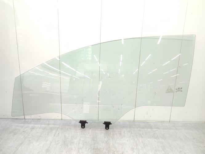 Vitre avant gauche KIA RIO 3 PHASE 2 Essence