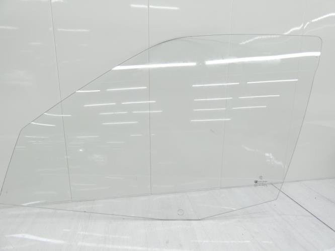 Vitre avant gauche PEUGEOT 306 PHASE 1 Essence