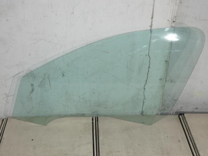 Vitre avant gauche PEUGEOT 206 PHASE 1 Essence