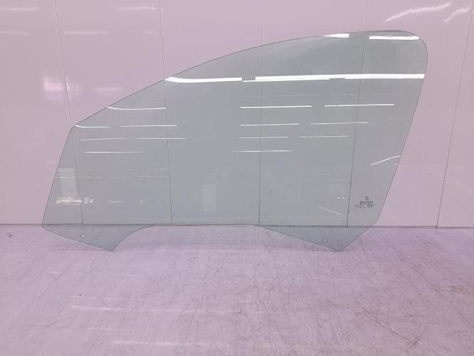 Vitre avant gauche PEUGEOT 206 PHASE 1