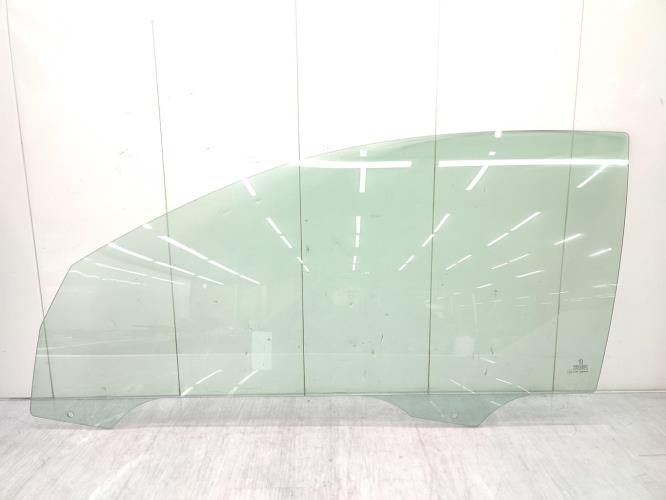 Vitre avant gauche PEUGEOT 206 PHASE 1 Essence