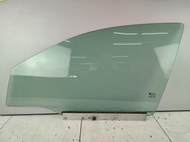 Vitre avant gauche OPEL ASTRA H PHASE 1 BREAK Diesel