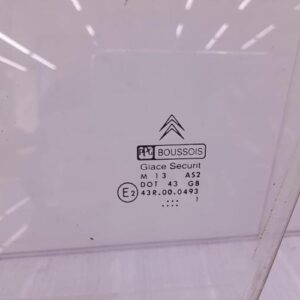 Vitre avant gauche CITROEN AX PHASE 1 Essence