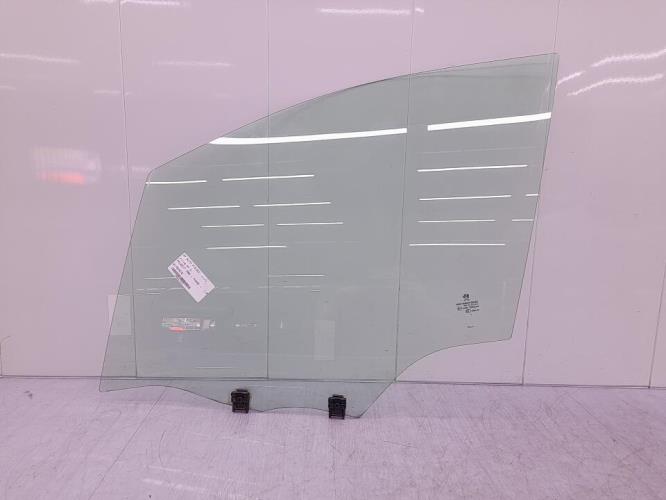 Vitre avant gauche PEUGEOT 208 1 PHASE 1 Diesel