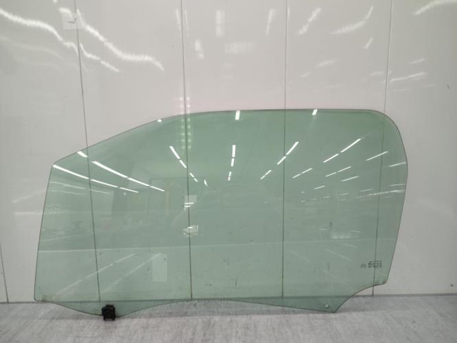 Vitre avant gauche CITROEN DS3 PHASE 1 Diesel