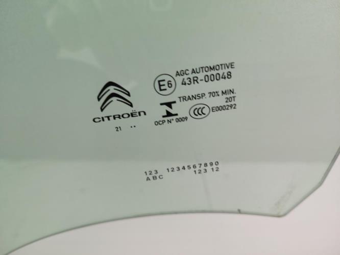 Vitre avant gauche CITROEN C3 3 PHASE 2 Essence
