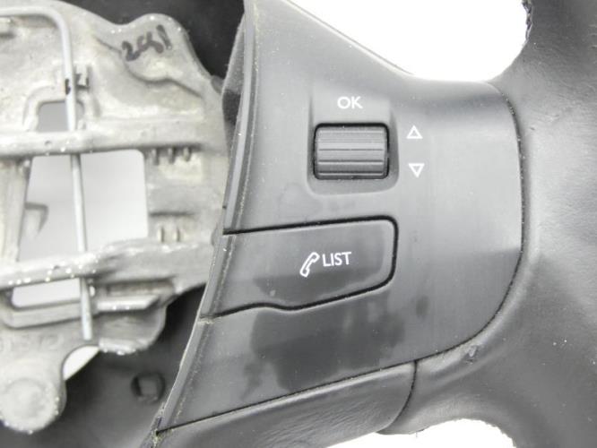 Volant PEUGEOT 2008 1 PHASE 1 Diesel