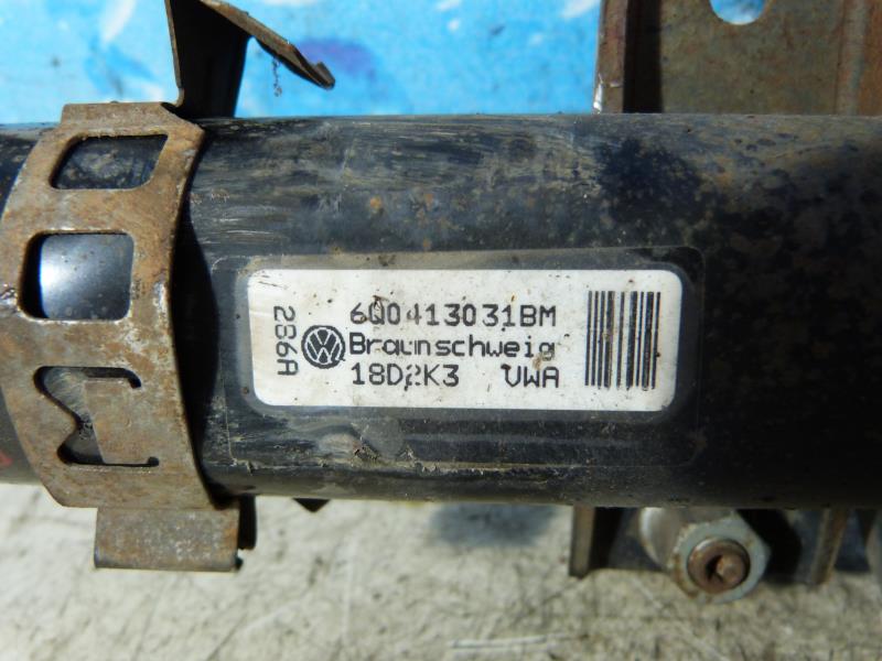 Amortisseur avant droit VOLKSWAGEN POLO 4 PHASE 1 Essence