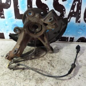 Fusee avant gauche DACIA SANDERO 2 PHASE 1 Diesel