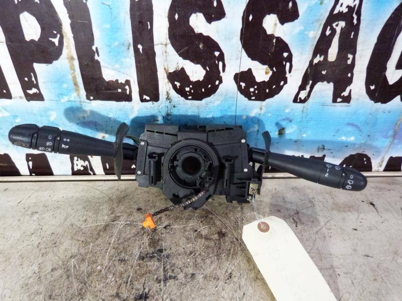 Com (Bloc Contacteur Tournant+Commodo Essuie Glace+Commodo Phare) RENAULT CLIO 2 PHASE 1 Essence