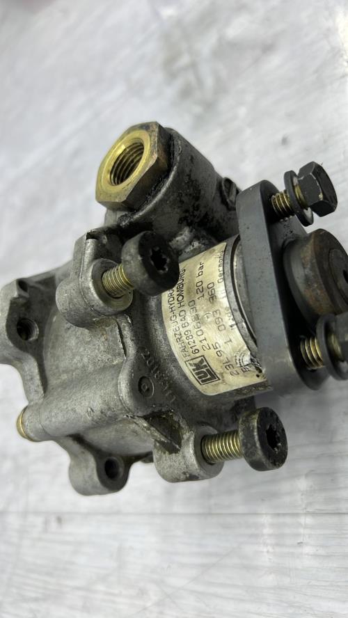 Pompe de direction BMW SERIE 3 E36 COUPE Essence