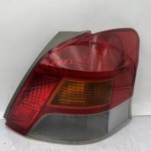 Feu arriere principal droit (feux) TOYOTA YARIS 2 PHASE 1 Diesel
