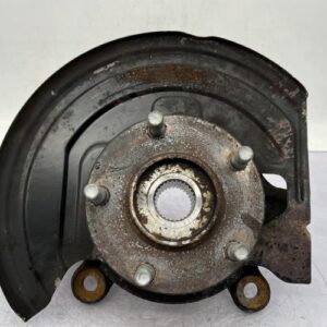 Fusee avant gauche NISSAN JUKE 1 PHASE 1 Diesel
