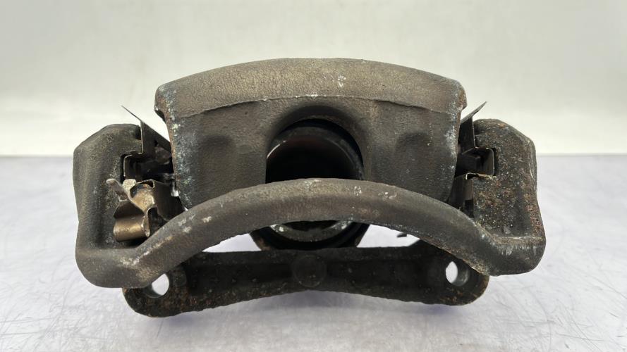 Etrier avant droit (freinage) NISSAN JUKE 1 PHASE 1 Diesel