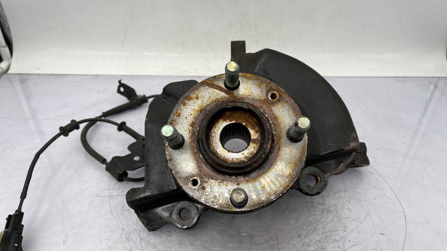 Fusee avant droit KIA PICANTO 2 PHASE 1 Essence