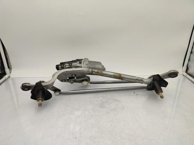 Moteur essuie glace avant TOYOTA YARIS 2 PHASE 1 Essence