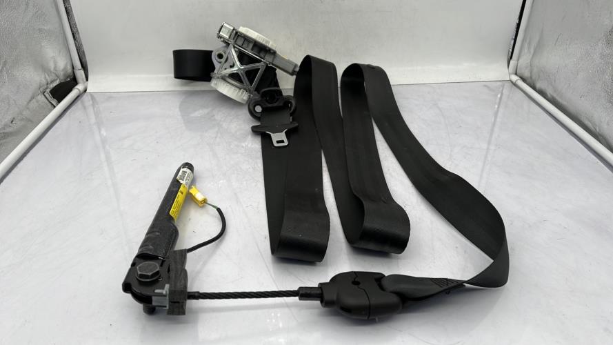 Ceinture avant droit FORD KA 2 PHASE 2 Essence