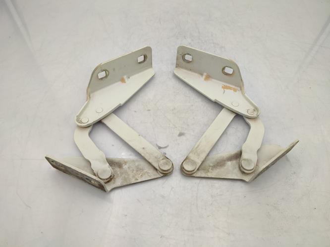 Charniere de capot IVECO DAILY 3 Diesel