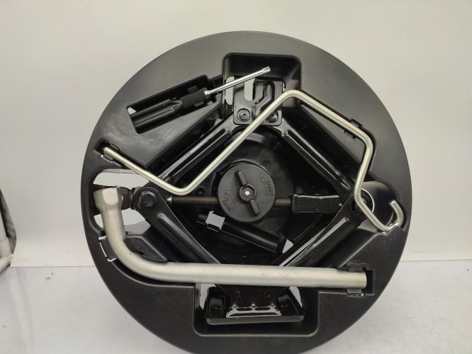 Cric (Ensemble depannage) FORD KA 2 PHASE 2 Essence