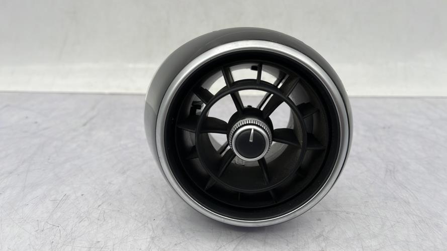 Aerateur tableau de bord AUDI A1 1 PHASE 1 Diesel