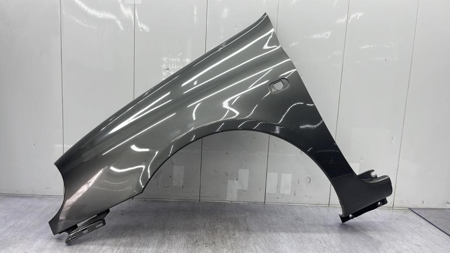 Aile avant gauche RENAULT CLIO 2 PHASE 1 Essence
