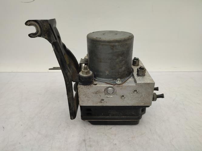 Bloc ABS (freins anti-blocage) RENAULT CLIO 3 PHASE 1 Essence