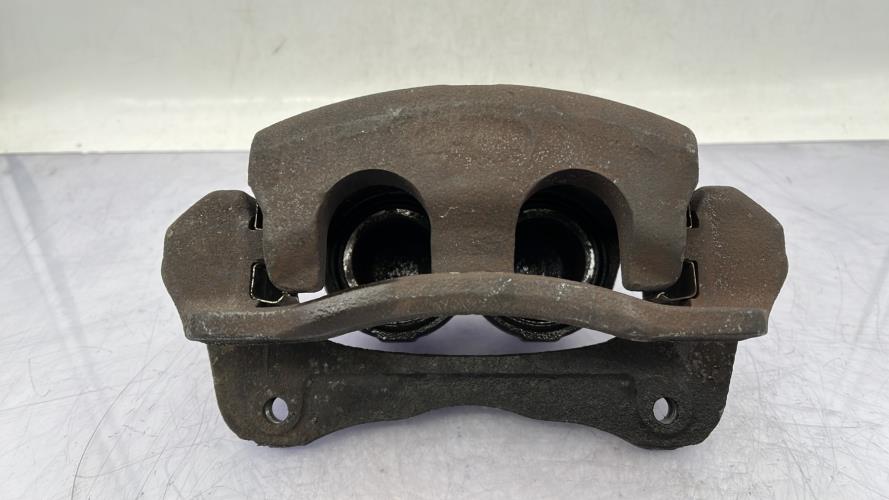 Etrier avant gauche (freinage) SSANGYONG RODIUS 1 Diesel