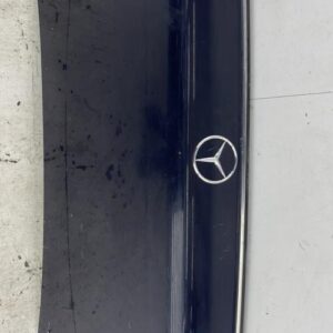 Malle/Hayon arriere MERCEDES 300 W123 Diesel