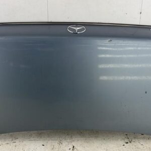 Malle/Hayon arriere MERCEDES 250 W123