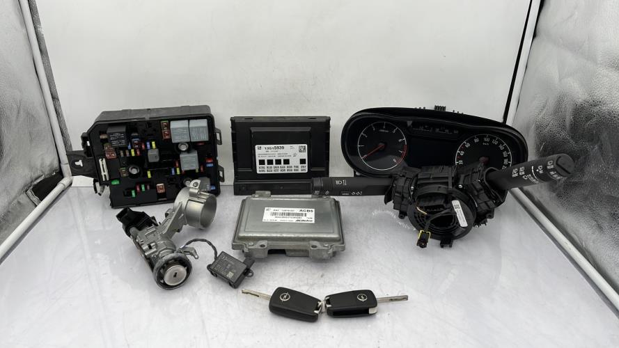 Kit de demarrage OPEL CORSA E Essence
