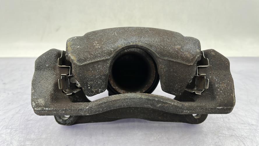 Etrier avant droit (freinage) SUZUKI SPLASH Essence