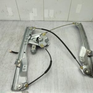 Leve vitre electrique avant gauche RENAULT CLIO 3 PHASE 1 Essence